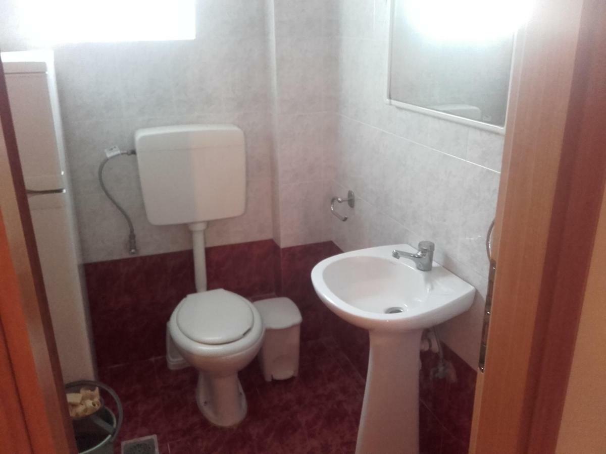 Ferienwohnung Solmar House Flogita Exterior foto